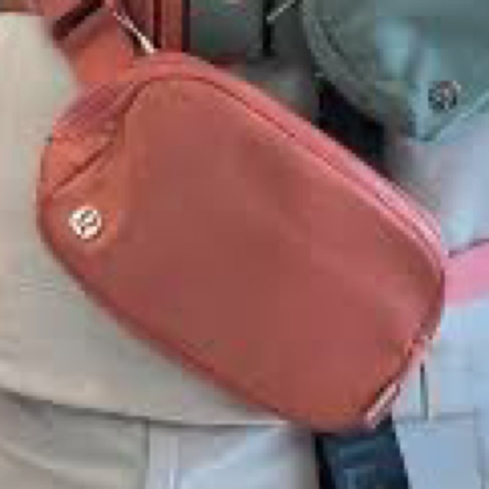 🍋 Lululemon Everywhere Belt Bag *Extended Strap Brier Rose Pink 🌹